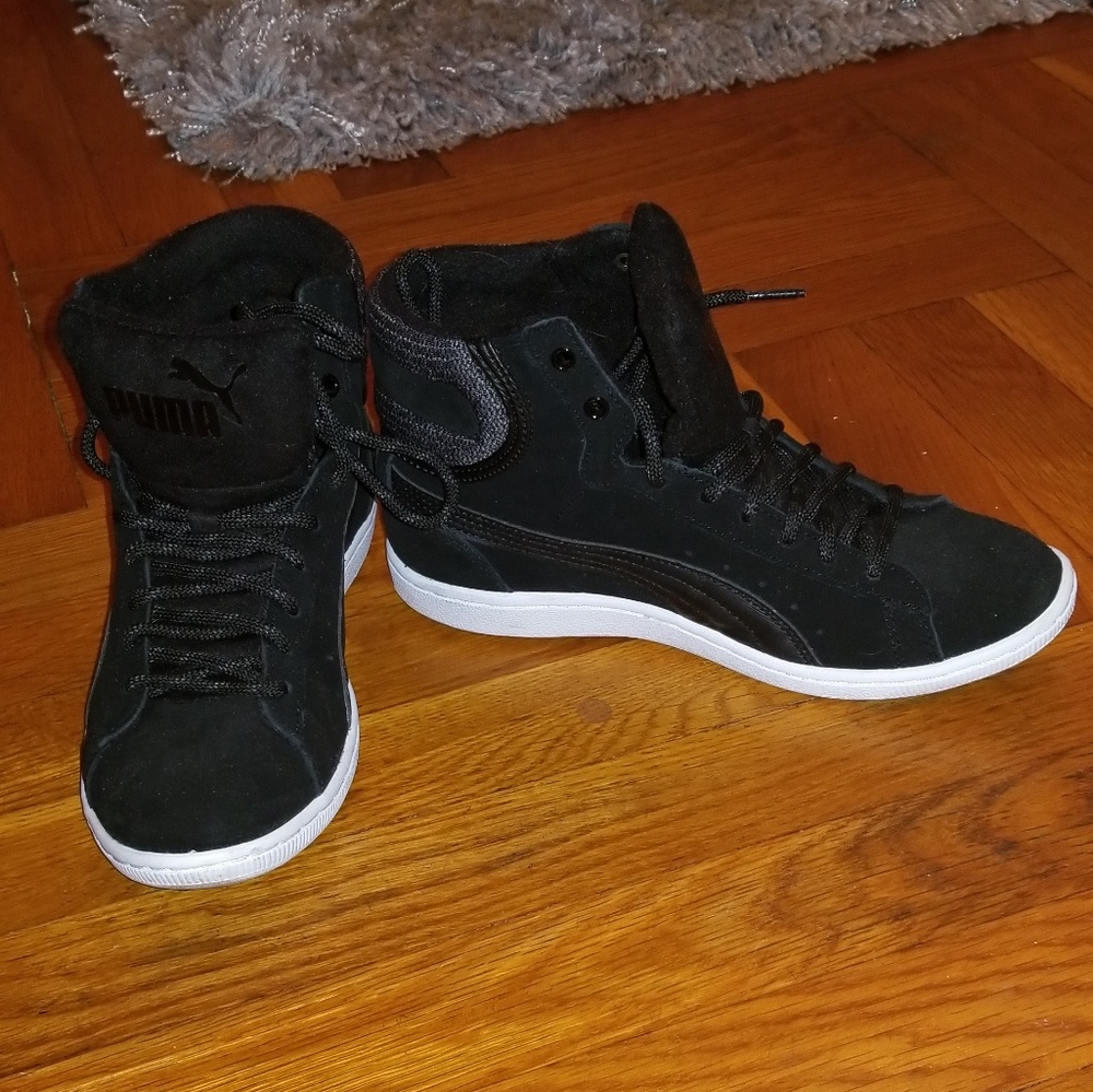 PUMA black suede high top sneaker size 6